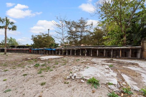 Villa ou maison à vendre à Miami, Floride: 4 chambres, 271.46 m2 № 2007658 - photo 22