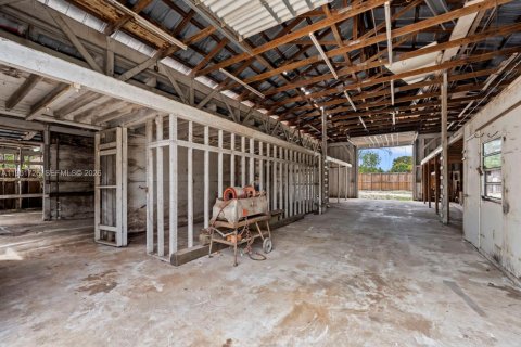 Villa ou maison à vendre à Miami, Floride: 4 chambres, 271.46 m2 № 2007658 - photo 25