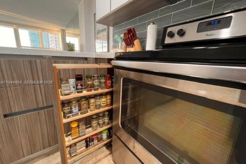 Copropriété à vendre à Miami, Floride: 1 chambre, 70.33 m2 № 2001264 - photo 14