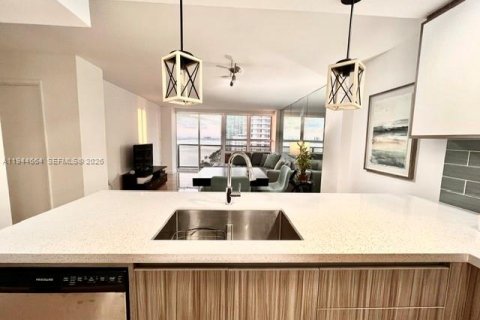 Copropriété à vendre à Miami, Floride: 1 chambre, 70.33 m2 № 2001264 - photo 12