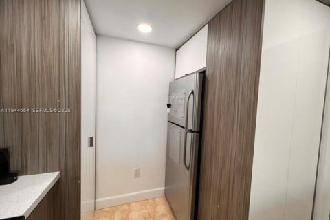 Copropriété à vendre à Miami, Floride: 1 chambre, 70.33 m2 № 2001264 - photo 16