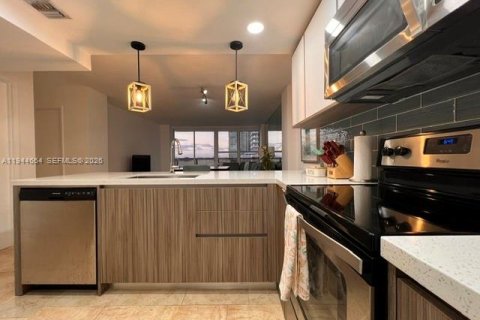 Copropriété à vendre à Miami, Floride: 1 chambre, 70.33 m2 № 2001264 - photo 7