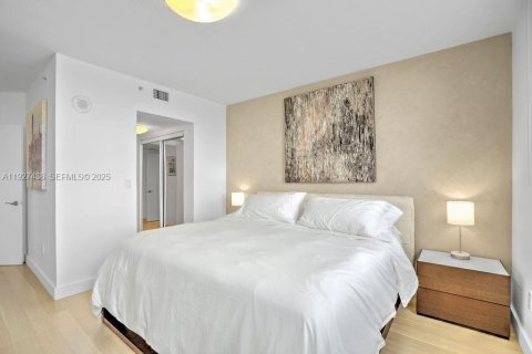 Condominio en venta en North Bay Village, Florida, 1 dormitorio, 70.14 m2 № 1986293 - foto 10