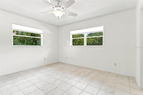 House in Sanford, Florida 4 bedrooms, 218.51 sq.m. № 2258348 - photo 25