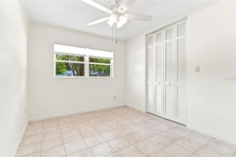 House in Sanford, Florida 4 bedrooms, 218.51 sq.m. № 2258348 - photo 23