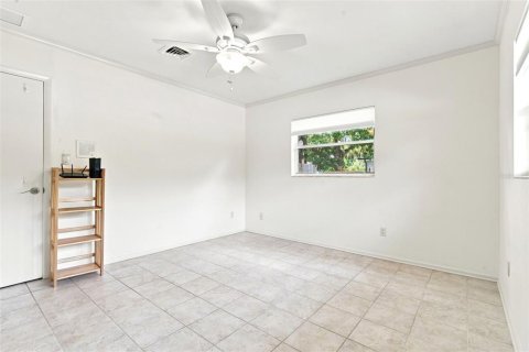 House in Sanford, Florida 4 bedrooms, 218.51 sq.m. № 2258348 - photo 27