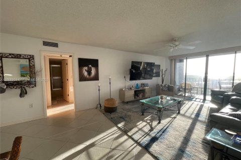 Copropriété à louer à Hutchinson Island South, Floride: 2 chambres, 133.41 m2 № 1713021 - photo 22