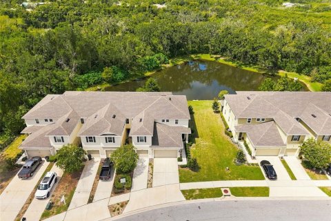 Touwnhouse à Holiday, Floride 3 chambres, 134.15 m2 № 2358916