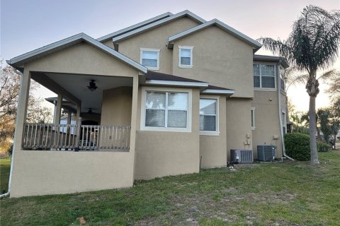 Casa en venta en Apopka, Florida, 6 dormitorios, 389.82 m2 № 1803111 - foto 4
