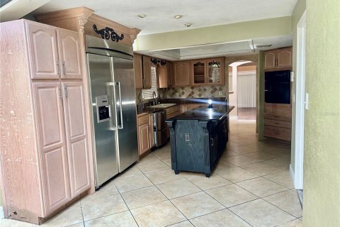 Casa en venta en Apopka, Florida, 6 dormitorios, 389.82 m2 № 1803111 - foto 15
