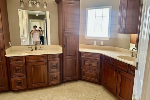 Casa en venta en Apopka, Florida, 6 dormitorios, 389.82 m2 № 1803111 - foto 22