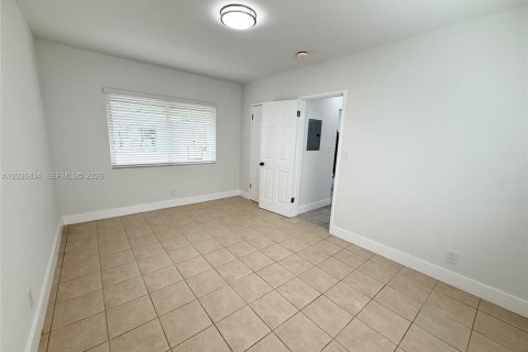Casa en alquiler en Hollywood, Florida, 1 dormitorio № 2085480 - foto 7