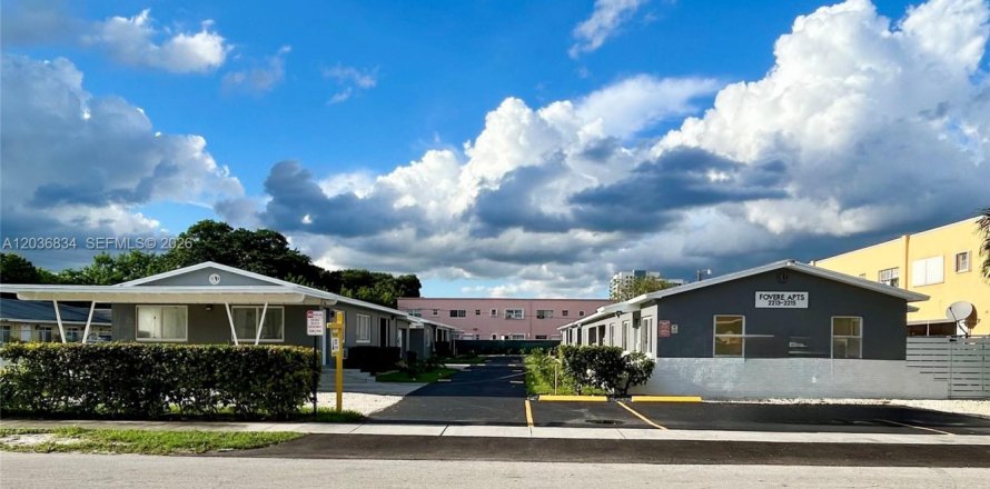 Casa en Hollywood, Florida 1 dormitorio № 2085480