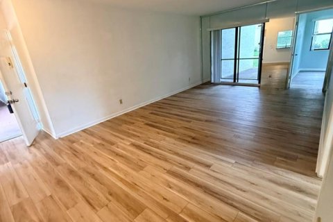 Condo à Tamarac, Floride, 3 chambres  № 2374222