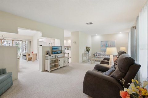 House in Port Charlotte, Florida 2 bedrooms, 129.13 sq.m. № 1914426 - photo 2