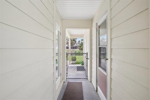 House in Port Charlotte, Florida 2 bedrooms, 129.13 sq.m. № 1914426 - photo 29