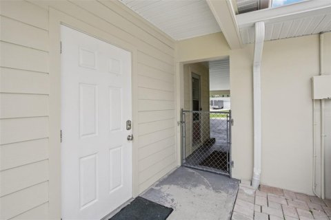 House in Port Charlotte, Florida 2 bedrooms, 129.13 sq.m. № 1914426 - photo 30