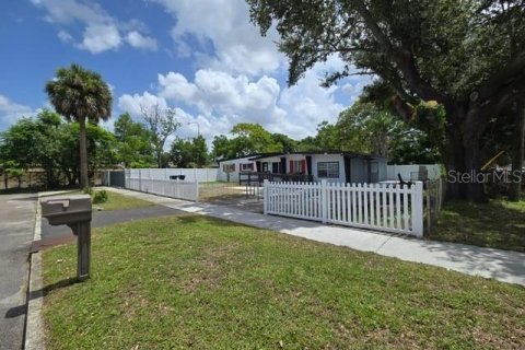 Propiedad comercial en alquiler en Orlando, Florida, 151.06 m2 № 1875894 - foto 26