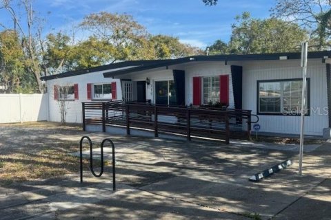 Propiedad comercial en alquiler en Orlando, Florida, 151.06 m2 № 1875894 - foto 2