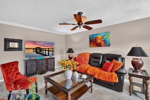 House in Palatka, Florida 3 bedrooms, 129.88 sq.m. № 2094714 - photo 6