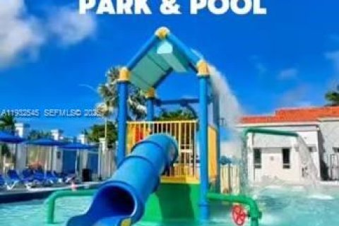 Снять в аренду кондоминиум в Майами-Бич, Флорида 3 спальни, 148.64м2, № 1991007 - фото 10