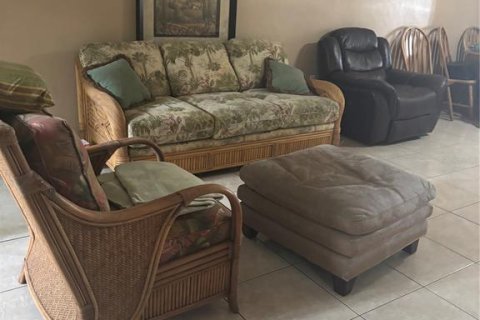 Condo in Clearwater, Florida, 2 bedrooms  № 2216938 - photo 10