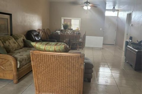 Condo in Clearwater, Florida, 2 bedrooms  № 2216938 - photo 15