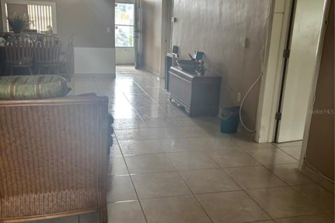 Condo in Clearwater, Florida, 2 bedrooms  № 2216938 - photo 13