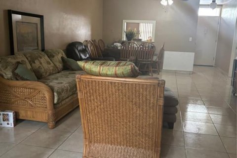Condo in Clearwater, Florida, 2 bedrooms  № 2216938 - photo 14