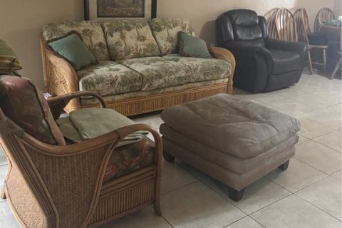Condo in Clearwater, Florida, 2 bedrooms  № 2216938 - photo 11