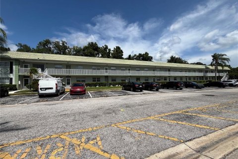 Condo in Clearwater, Florida, 2 bedrooms  № 2216938