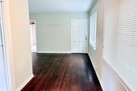 Casa en alquiler en Orlando, Florida, 2 dormitorios, 68.19 m2 № 1915354 - foto 11