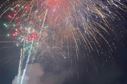 Купить виллу или дом в Майами, Флорида 1 комната, 139.63м2, № 2036468 - фото 17