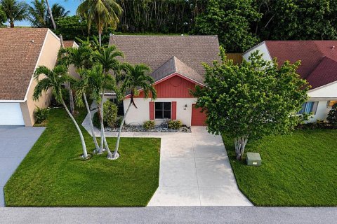 House in Boynton Beach, Florida 3 bedrooms, 115.2 sq.m. № 2308998