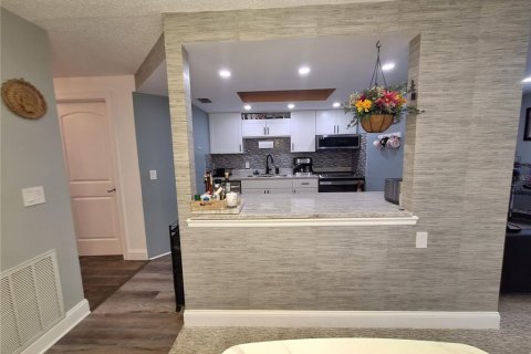 Copropriété à louer à Port Charlotte, Floride: 2 chambres, 89.19 m2 № 2218575 - photo 7