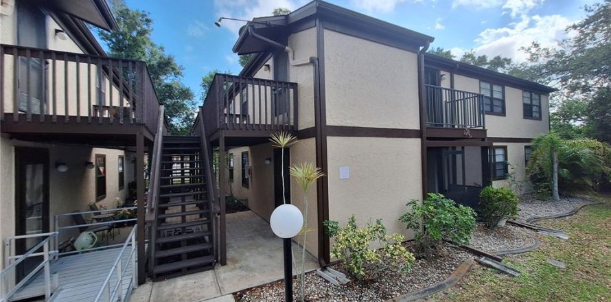 Condo à Port Charlotte, Floride, 2 chambres  № 2218575