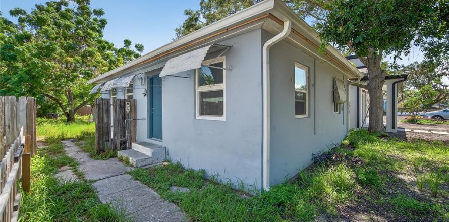 Casa en Gulfport, Florida 3 dormitorios, 71.35 m2 № 1835376