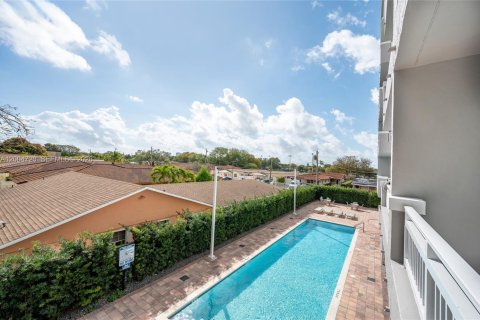 Copropriété à vendre à Miami, Floride: 1 chambre, 66.05 m2 № 2068203 - photo 9