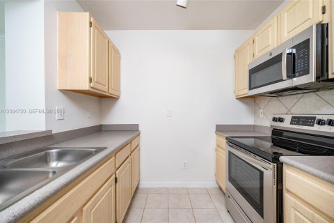 Copropriété à vendre à Miami, Floride: 1 chambre, 66.05 m2 № 2068203 - photo 14