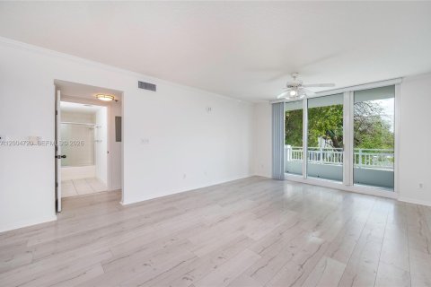 Copropriété à vendre à Miami, Floride: 1 chambre, 66.05 m2 № 2068203 - photo 5