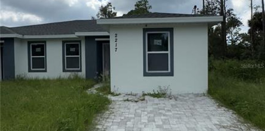 Apartment in Port Charlotte, Florida 3 bedrooms, 107.95 sq.m. № 1919535