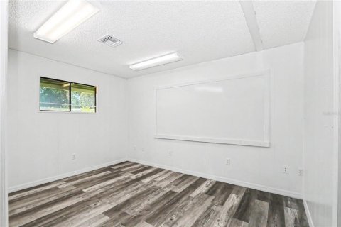 Immobilier commercial à vendre à Dunnellon, Floride: 107.4 m2 № 2323281 - photo 13
