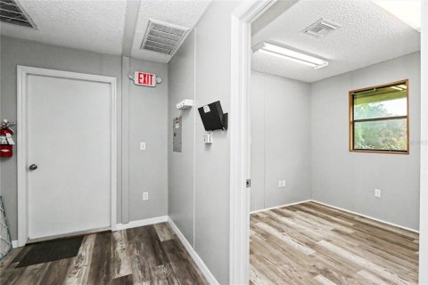 Immobilier commercial à vendre à Dunnellon, Floride: 107.4 m2 № 2323281 - photo 24