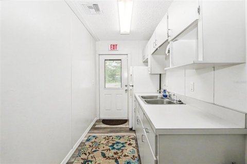 Immobilier commercial à vendre à Dunnellon, Floride: 107.4 m2 № 2323281 - photo 14