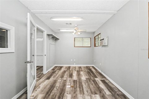 Immobilier commercial à vendre à Dunnellon, Floride: 107.4 m2 № 2323281 - photo 17