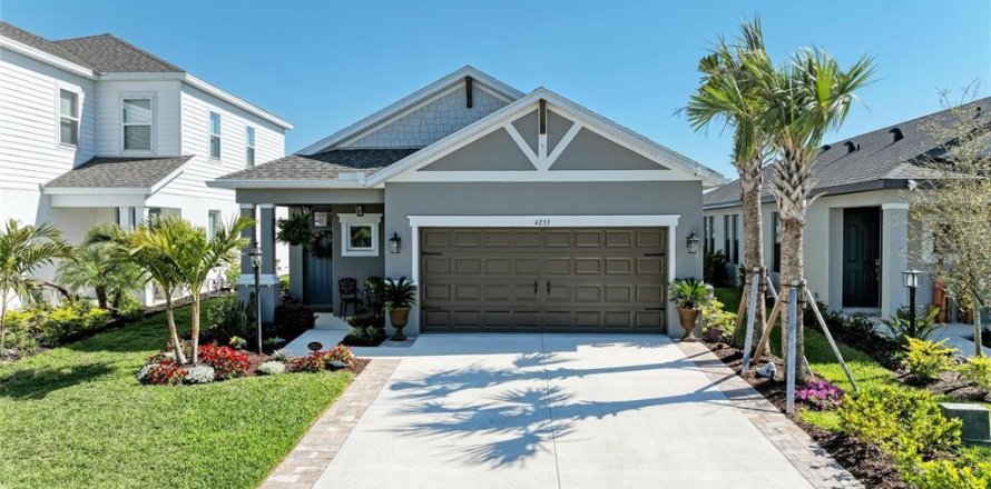 Casa en Bradenton, Florida 3 dormitorios, 165.74 m2 № 1574524