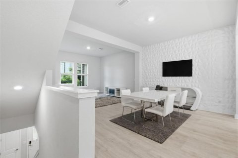 Townhouse in Tampa, Florida 3 bedrooms, 173.54 sq.m. № 2195823 - photo 7