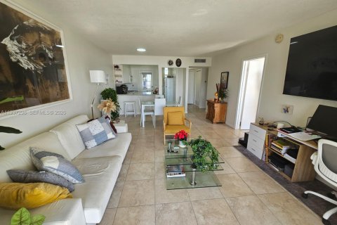 Condo in Aventura, Florida, 1 bedroom  № 1995393 - photo 22