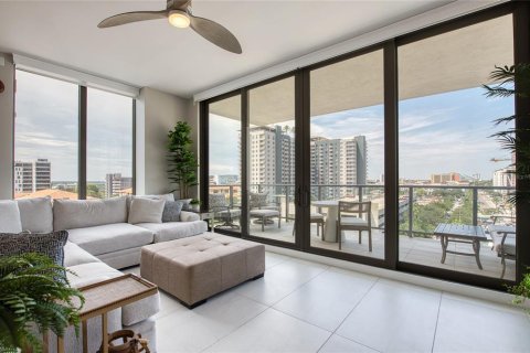 Condo in Saint Petersburg, Florida, 2 bedrooms  № 1919127 - photo 2