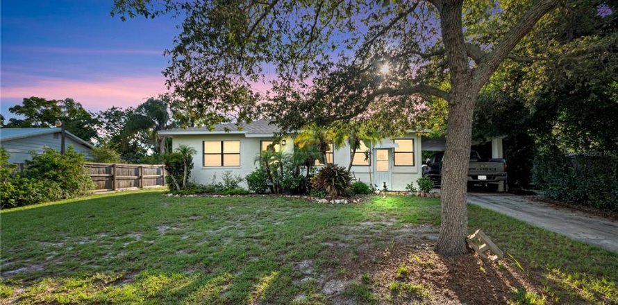 Casa en Palm Harbor, Florida 2 dormitorios, 120.4 m2 № 1852693